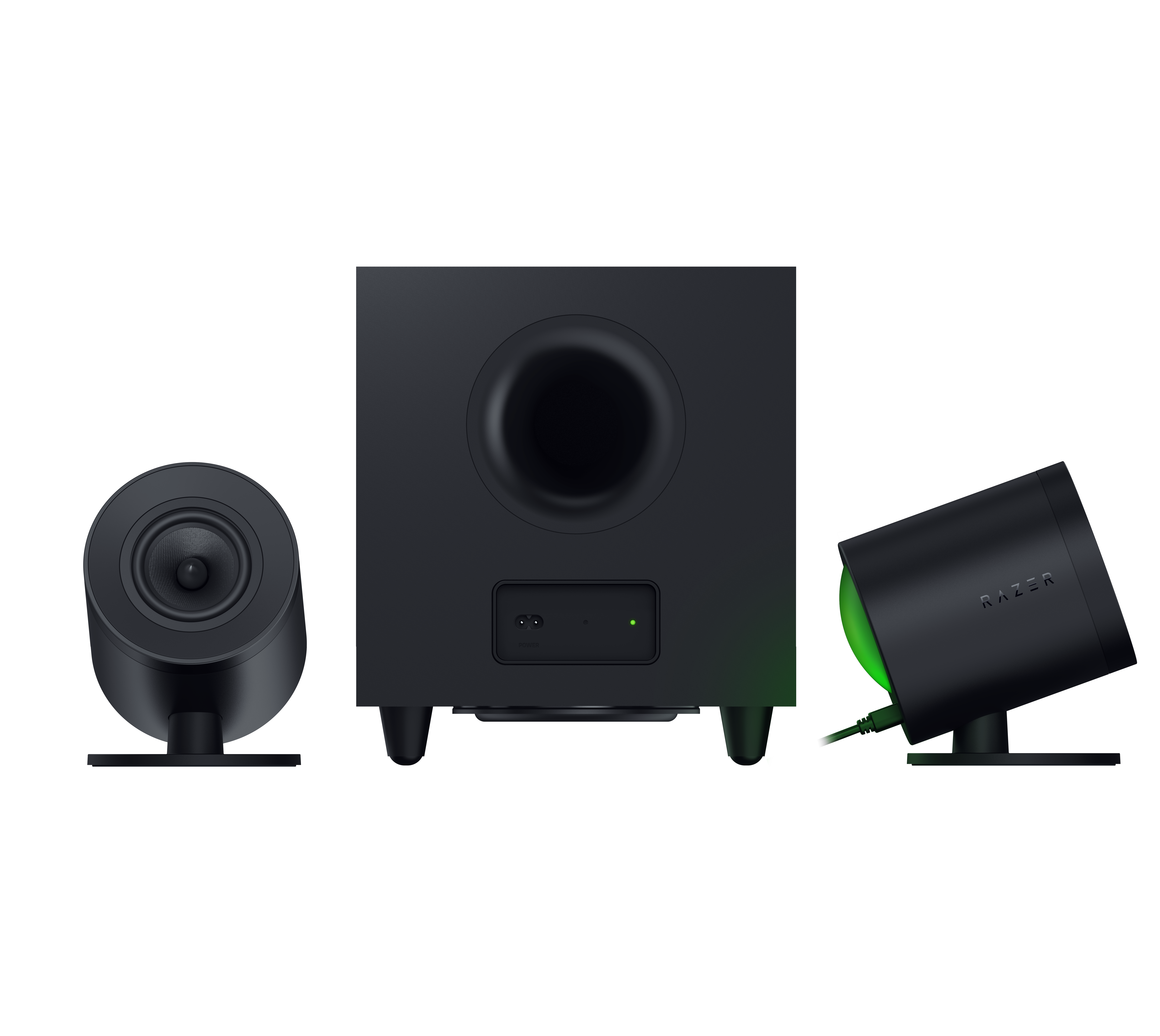 Siyah Razer bilgisayar hoparlörleri, bir subwoofer ve iki uydu hoparlör dahil.