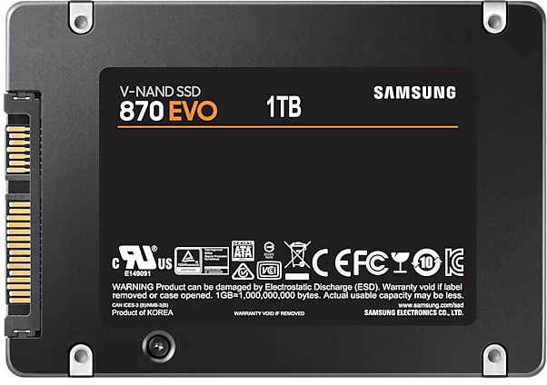 Fekete Samsung SSD fehér szöveggel és logókkal, 1 TB kapacitással.