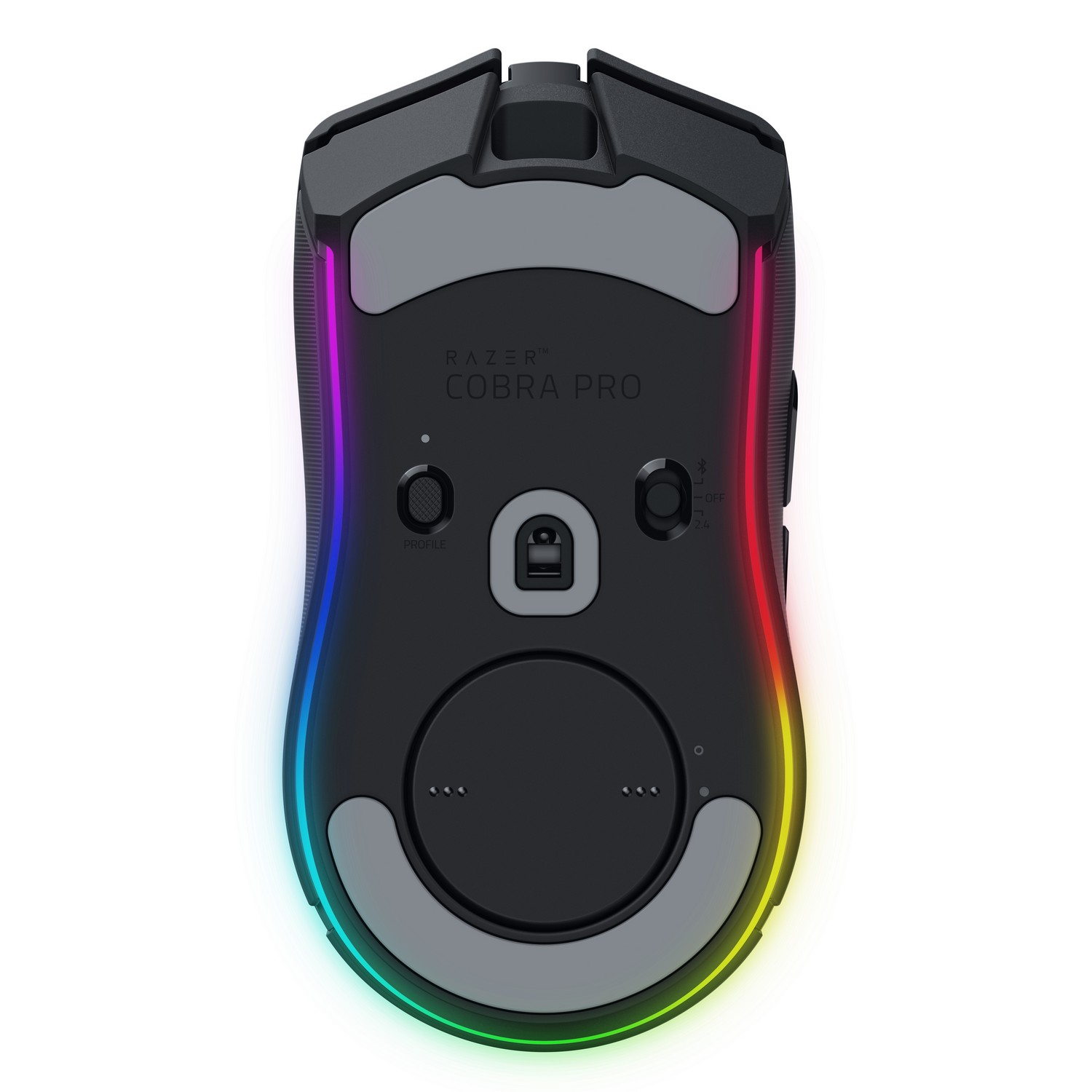 Zwarte gamingmuis, onderaanzicht, met lichten, knoppen en het RAZER COBRA PRO logo.
