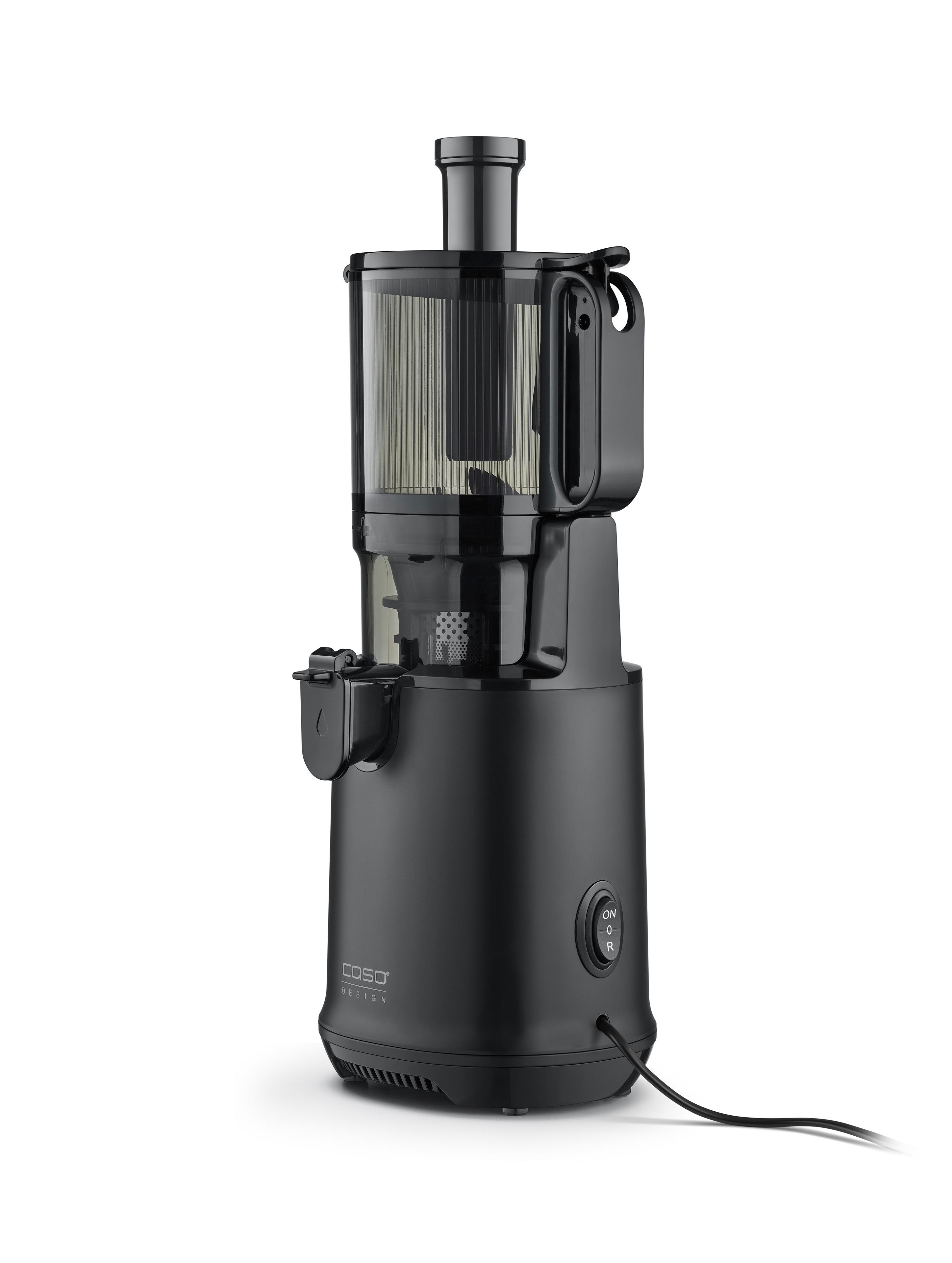 Schwarzer Caso Design Slow Juicer auf weißem Hintergrund. Der Entsafter steht aufrecht und hat ein Netzkabel.