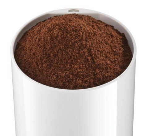 Kawa mielona w białym pojemniku.