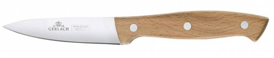 Nóż kuchenny z drewnianą rączką i srebrnym ostrzem, na białej powierzchni. Jest ostry.