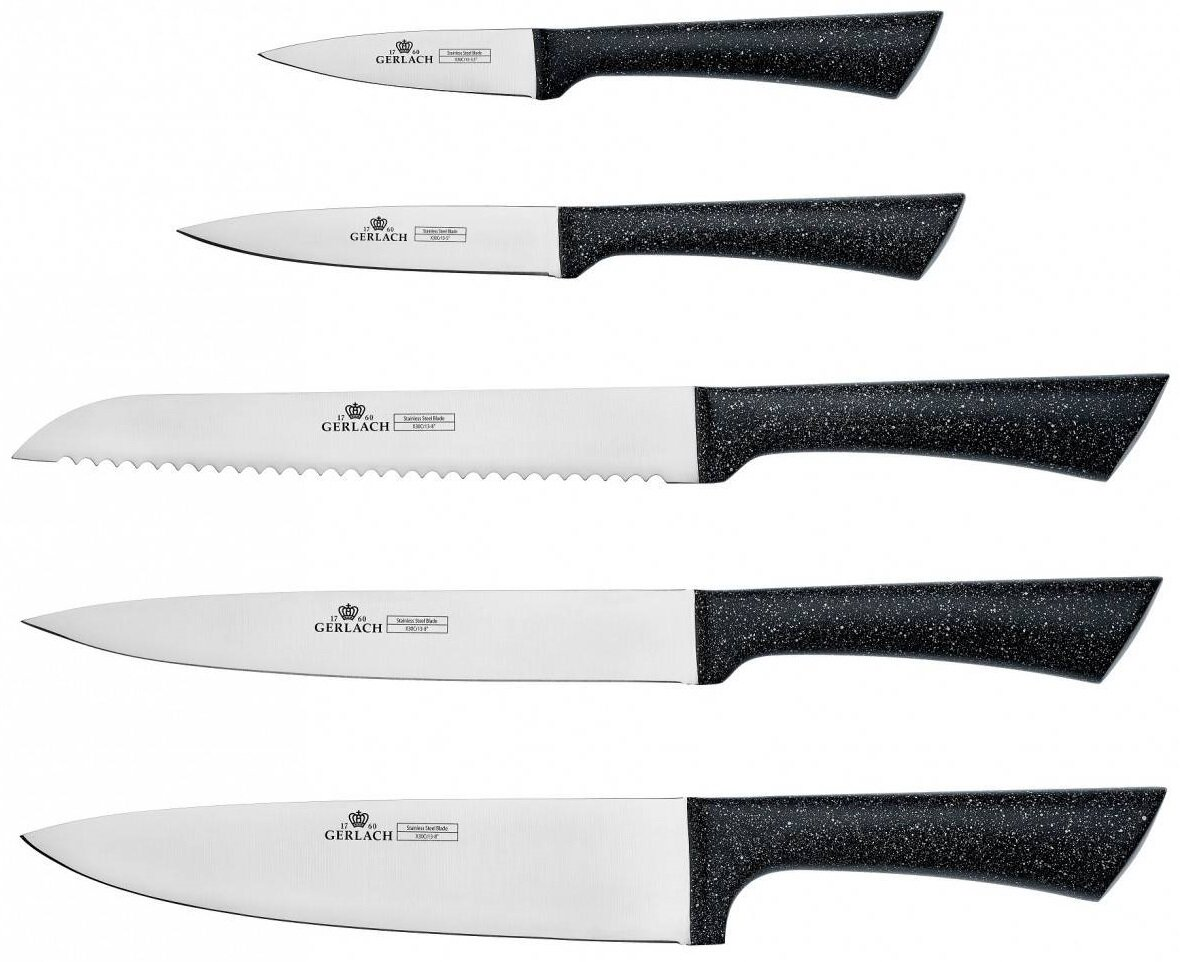 Różne komponenty do frytkownicy beztłuszczowej, w tym tace, kosz i inne akcesoria.