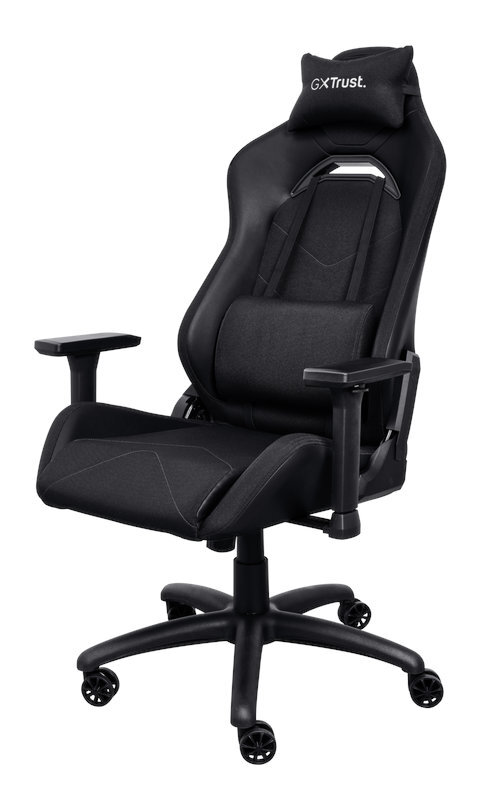 Czarny fotel gamingowy. Posiada zagłówek, podłokietniki i pięciokołową podstawę, wszystko na białym tle.