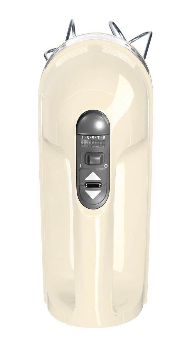 Elfenbeinfarbener Handmixer, zeigt die Geschwindigkeitseinstellungen, den Einschalter und das Design.