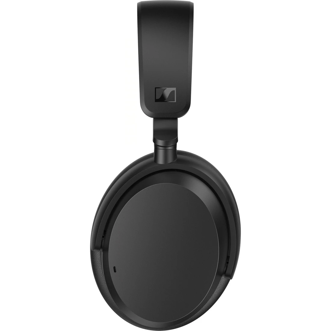 Siyah kulak üstü kulaklık, yukarıdan görünüm, Sennheiser markası, beyaz üzerine.