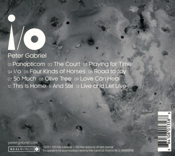 Albumcover für Peter Gabriels 'i/o', mit Titelliste und Real World Logo.