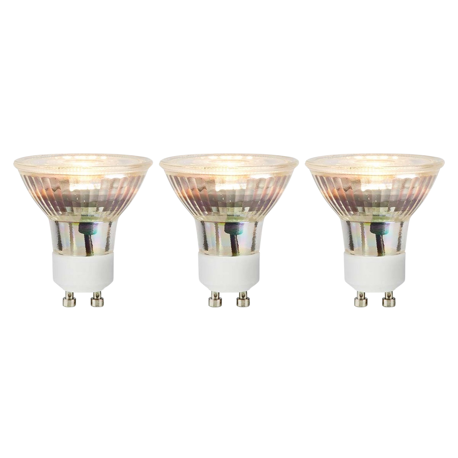 Drie halogeenlampen met helder glas en zilveren voetjes, tegen een zwarte achtergrond.