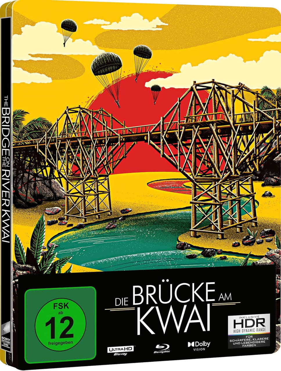 DVD-Cover von Die Brücke am Kwai. Brücke über Fluss mit Fallschirmen am Himmel.
