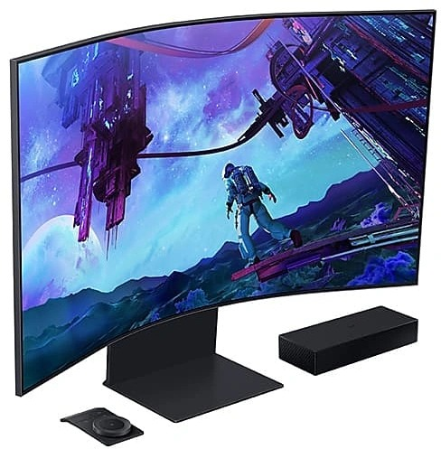 Gebogen computermonitor met een kleurrijke game-scène met een ruimtethema.