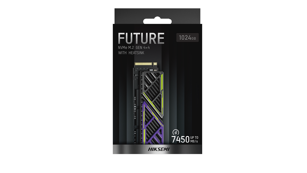 'FUTURE' markasıyla siyah ve gümüş bir NVMe SSD paketi.
