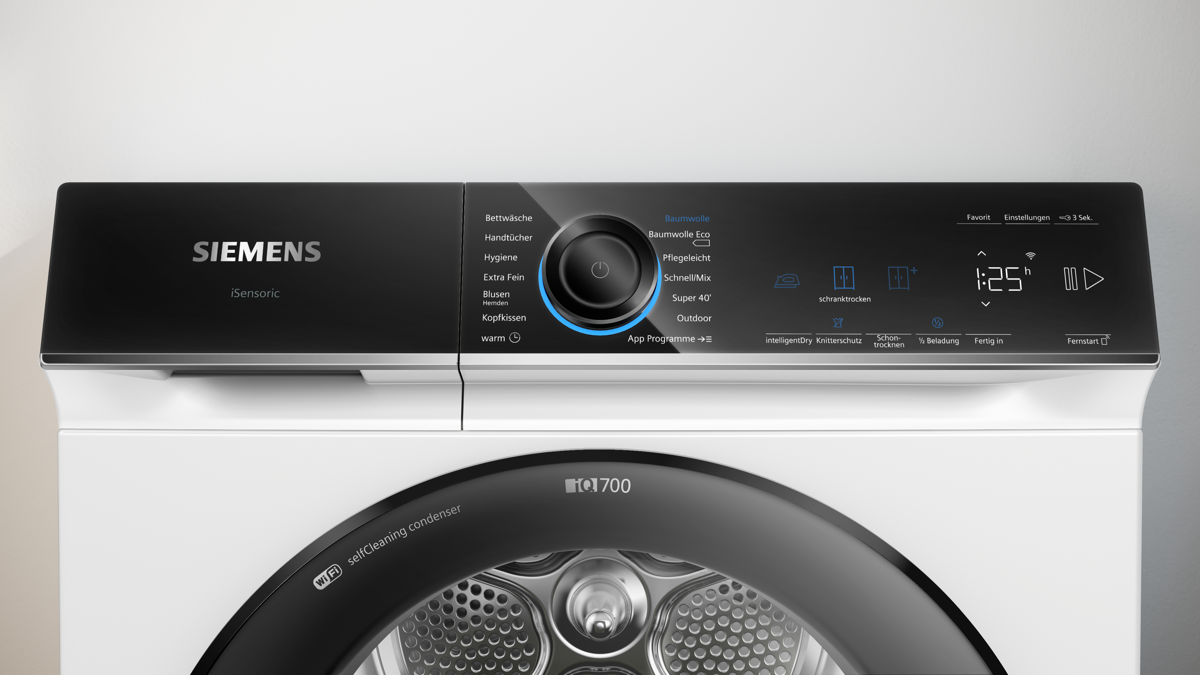 Das Bedienfeld einer weißen Siemens Waschmaschine, mit geschlossener Tür.
