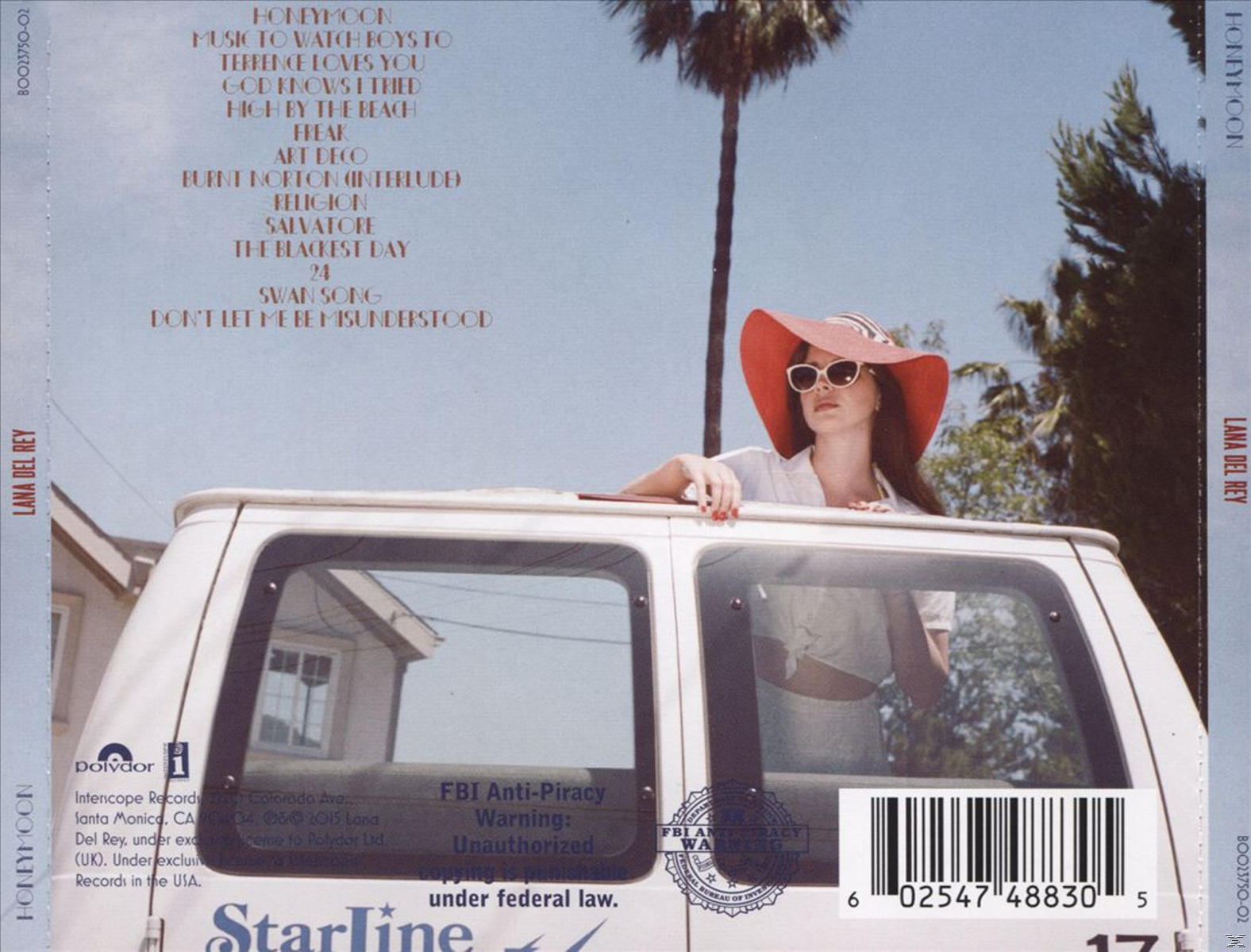 Albumcover mit Frau in rotem Hut, die sich aus einem Van lehnt. Palmen.