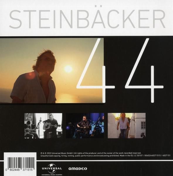 CD-Cover mit Mann bei Sonnenuntergang. Die Zahl 44 ist prominent dargestellt. Weißer Hintergrund.