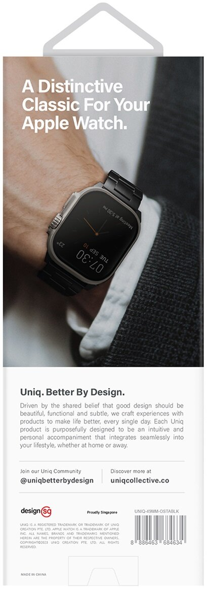 Apple Watch na nadgarstku, z czarnym paskiem. Tył opakowania produktu z tekstem.