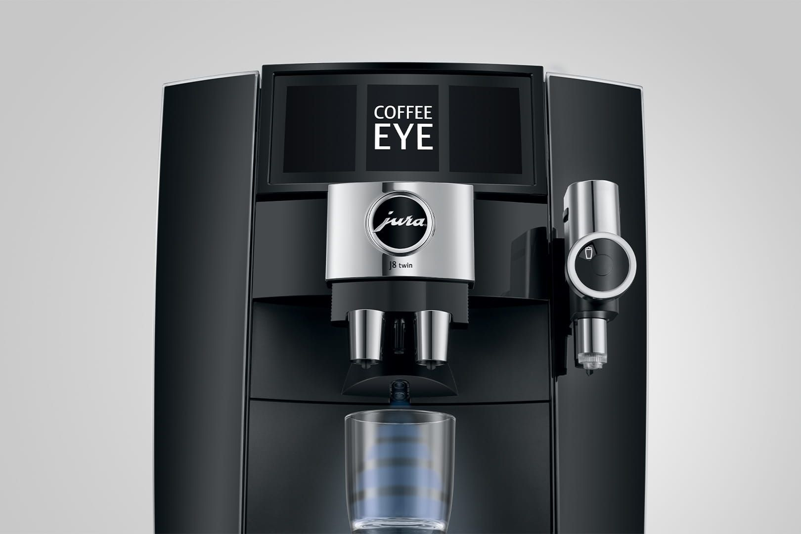 Kaffeemaschine mit Touchscreen, auf dem „Coffee Eye“ steht, und ein Glas wird gefüllt.
