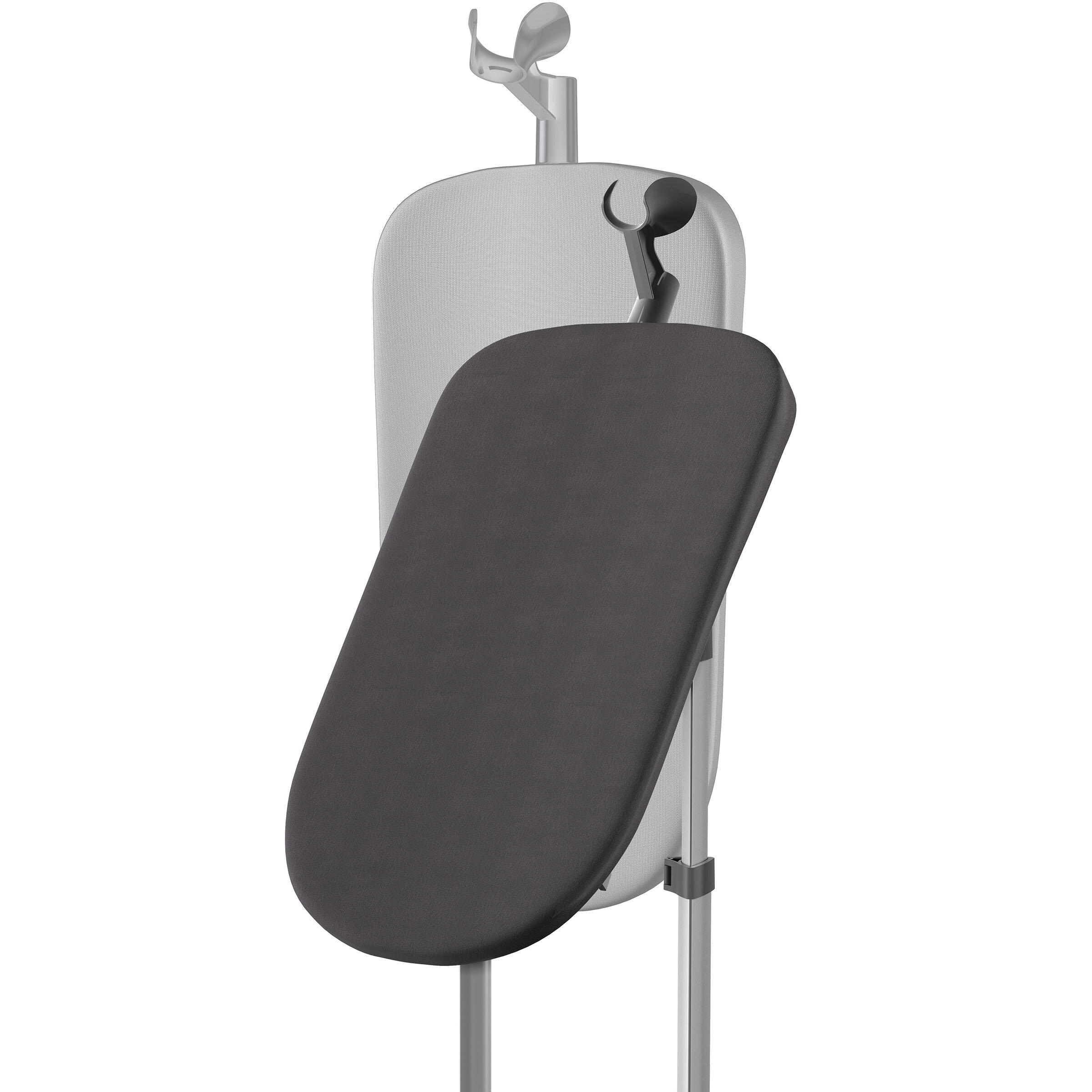 Biało-szara parownica do ubrań. Czarna powierzchnia przypominająca deskę do prasowania jest z przodu.