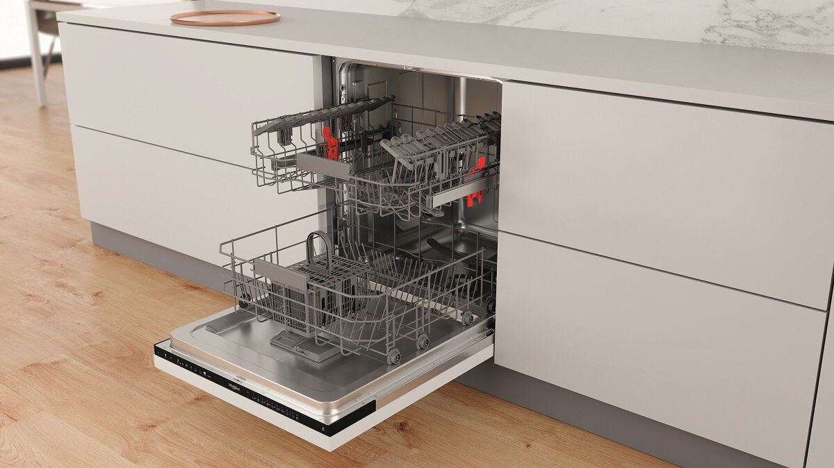 Karta informacyjna o lodówce ze specyfikacjami.