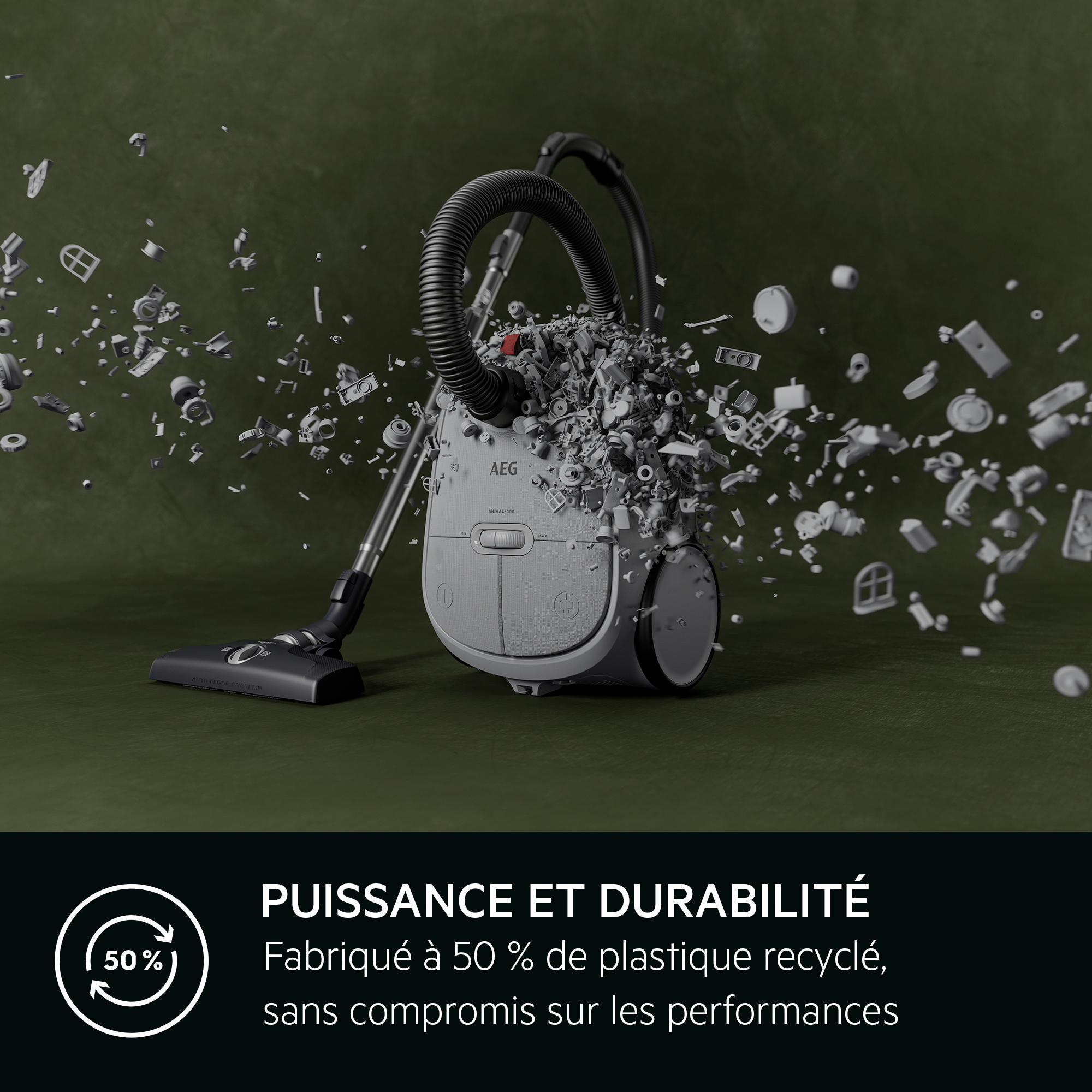 Aspirateur et morceaux de plastique recyclé, avec texte sur le recyclage.