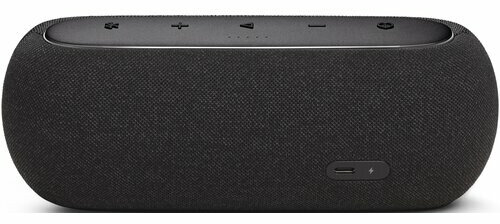 Czarny głośnik z przyciskami na górze i portem USB-C z boku.