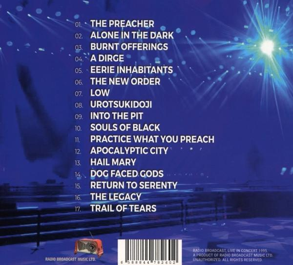 Rückseite einer CD mit blauer Bühne, Titellisten und einem Radiologo.