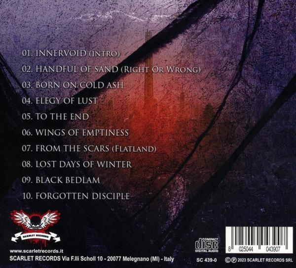 CD-Hülle Rückseite mit Trackliste und Scarlet Records Logo.