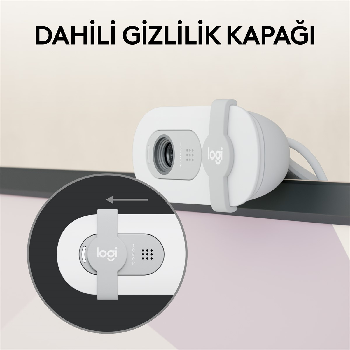 Gizlilik kapağına sahip Logi web kamerası. Kapağın kapalı ve açık halini gösteren yakın çekim.