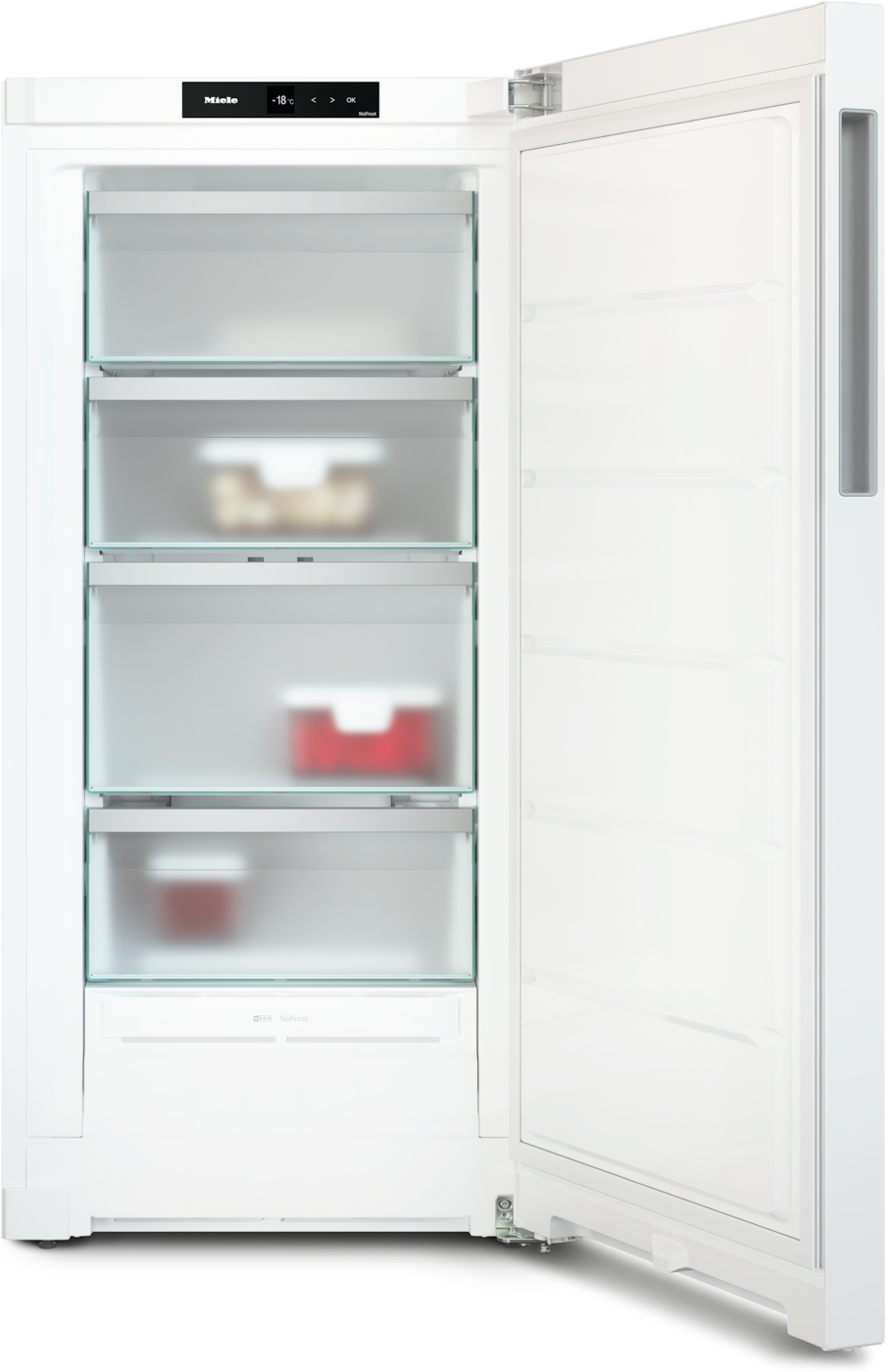 Ein weißer Miele Gefrierschrank mit geöffneter Tür, der vier klare Glasböden und eine untere Schublade vor schwarzem Hintergrund zeigt.