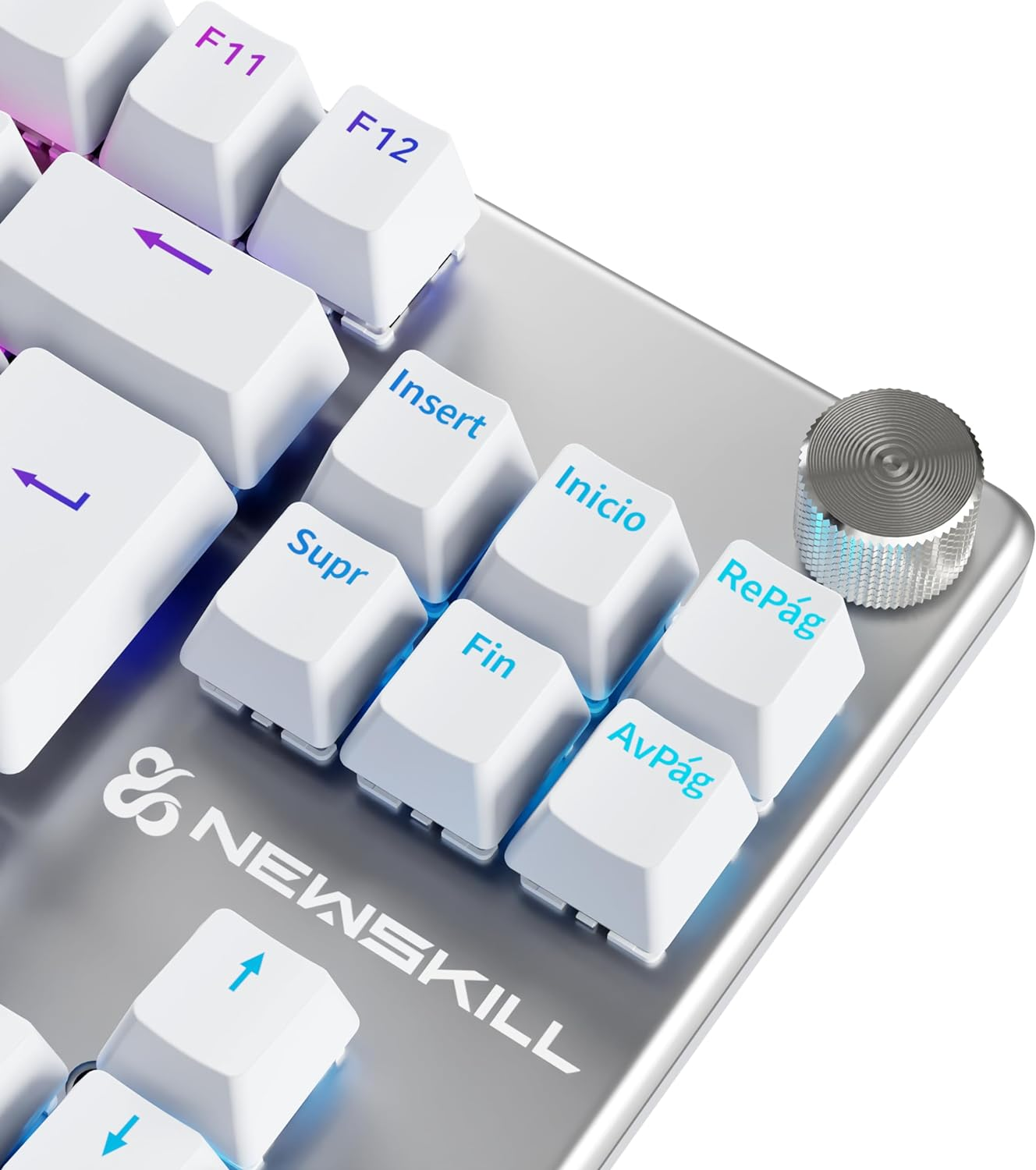 Primer plano de teclas de teclado blancas con teclas de función y una perilla.