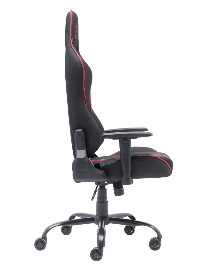 Vista lateral de una silla gaming negra y roja. Asiento negro, detalles rojos, base negra y ruedas.