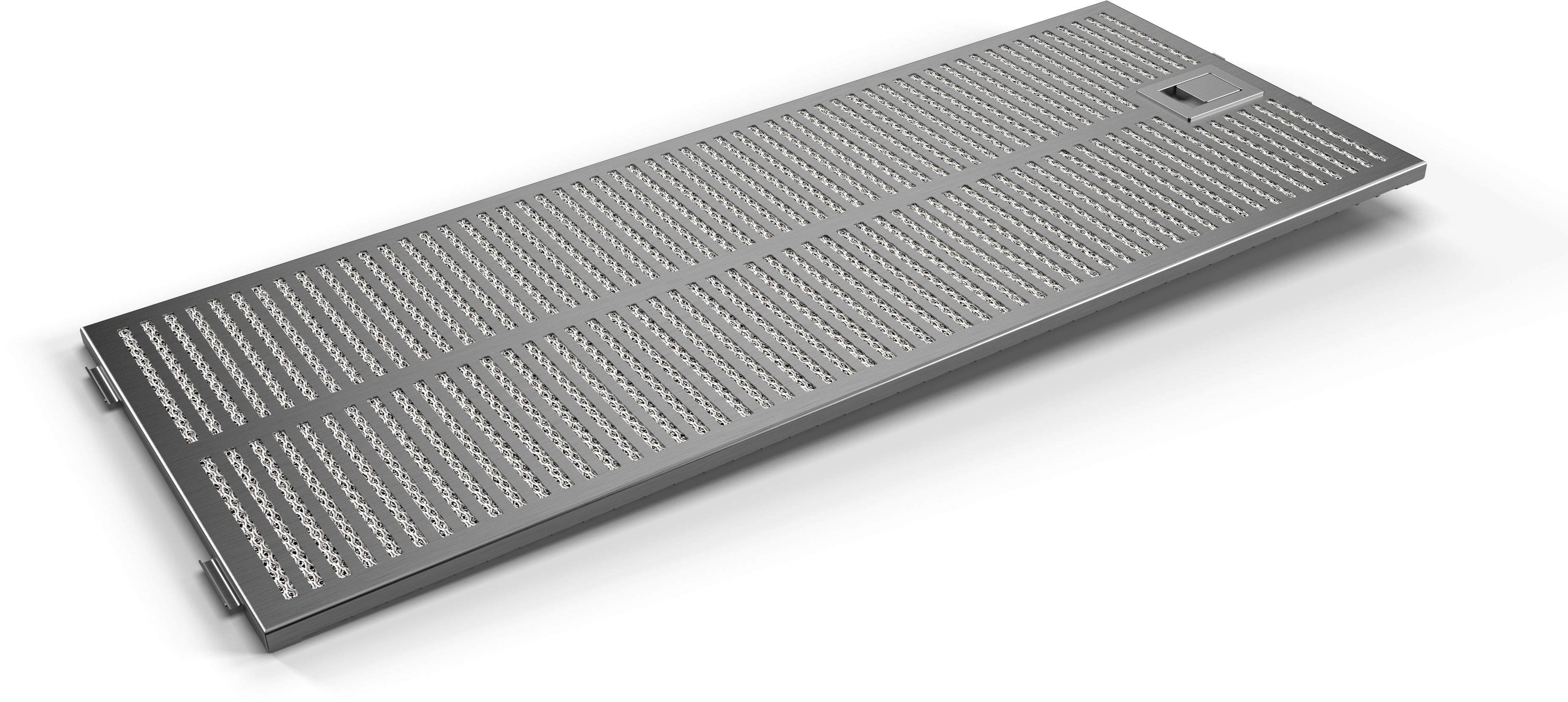 Silberner, perforierter Metallfilter, schräge Ansicht. Er hat eine rechteckige Form mit einem Gitter aus kleinen Löchern.
