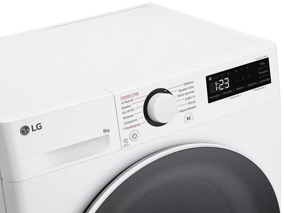 Zbliżenie białego panelu sterowania pralki LG, pokazujące ustawienia i czas.