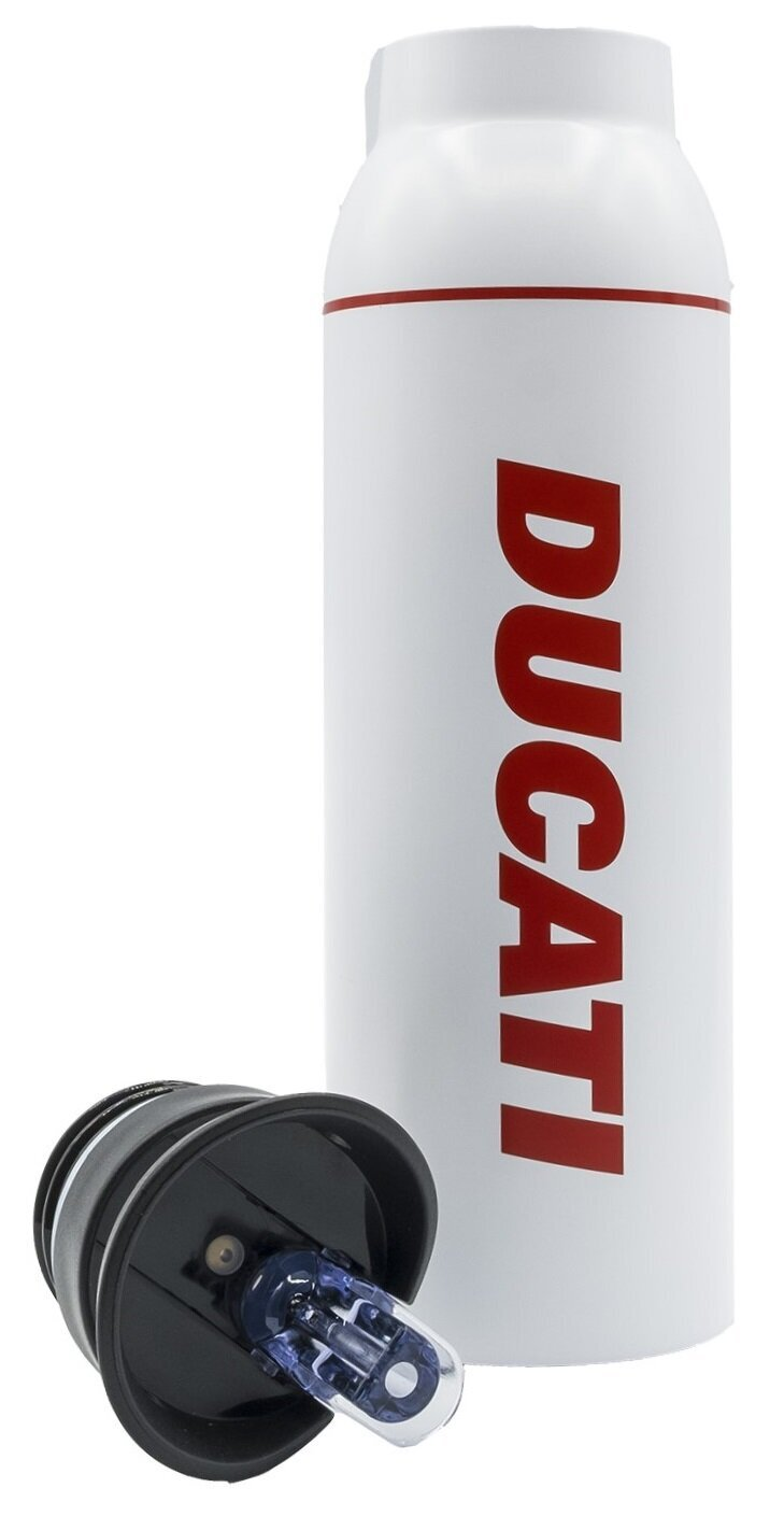 Biała butelka na wodę Ducati z czerwonym logo Ducati. Czarna pokrywa i niebieska butelka.