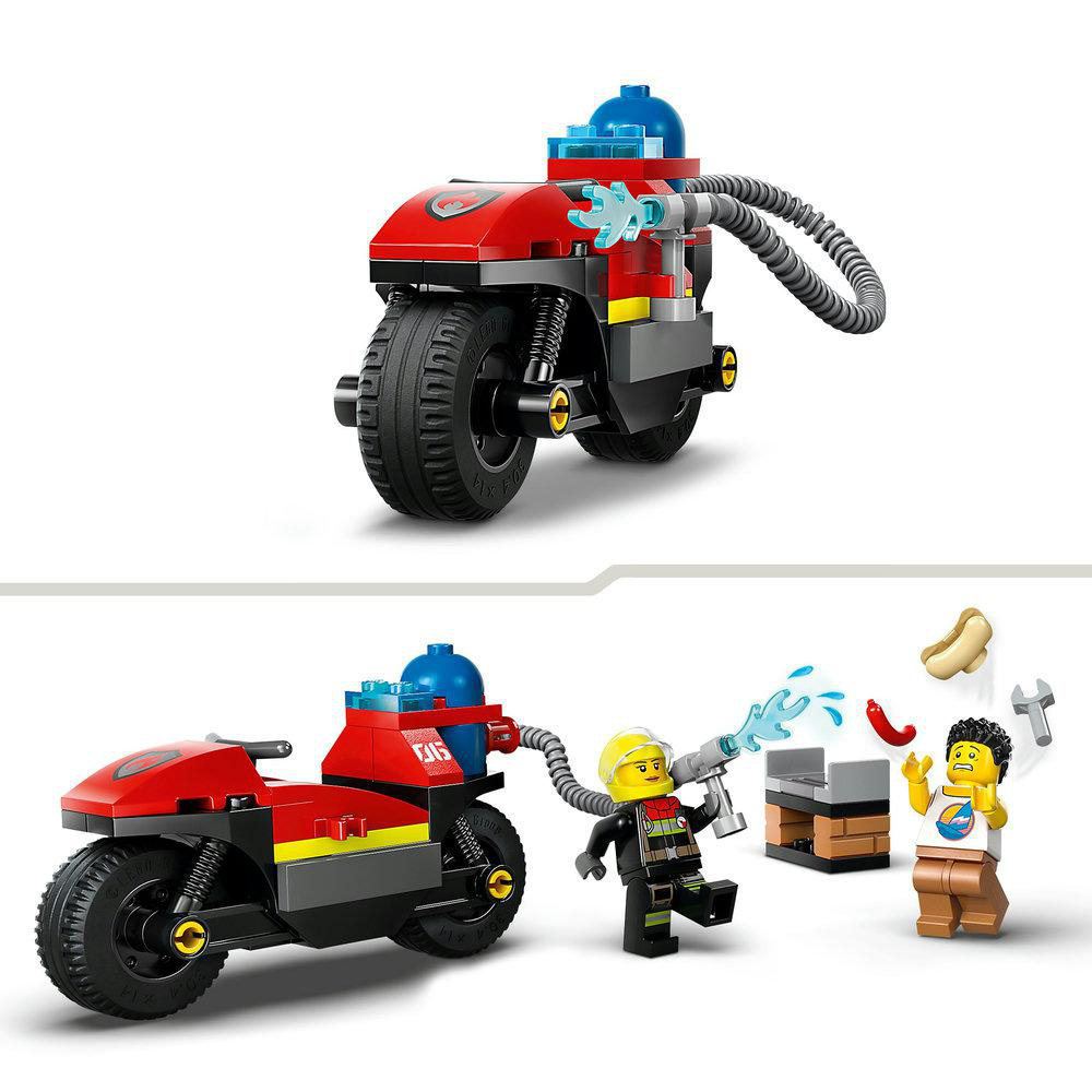 Lego City Feuerwehrmotorrad und Lego-Figuren. Feuerwehrmann, der Wasser auf einen Hotdog-Stand sprüht.