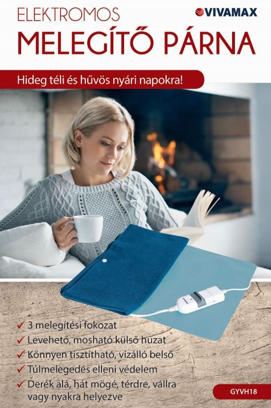 Egy nő a kandalló mellett ül egy melegítő párnával, a terméket reklámozva.