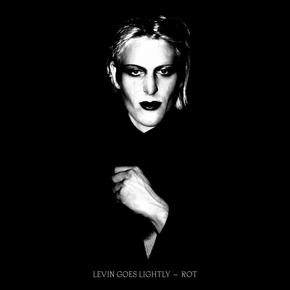 Levin Goes Lightly - Rot  - (CD)
