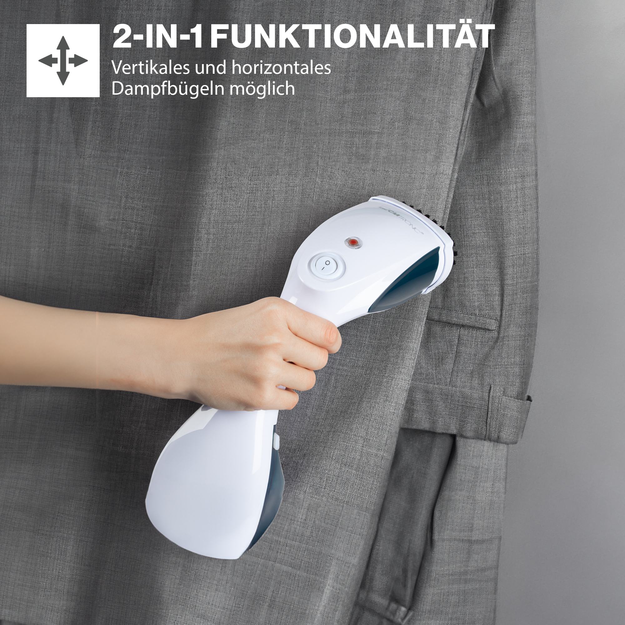 Eine Hand hält einen weiß-blauen Kleidungsdampfer. Der Text darüber sagt 2-in-1-Funktionalität.