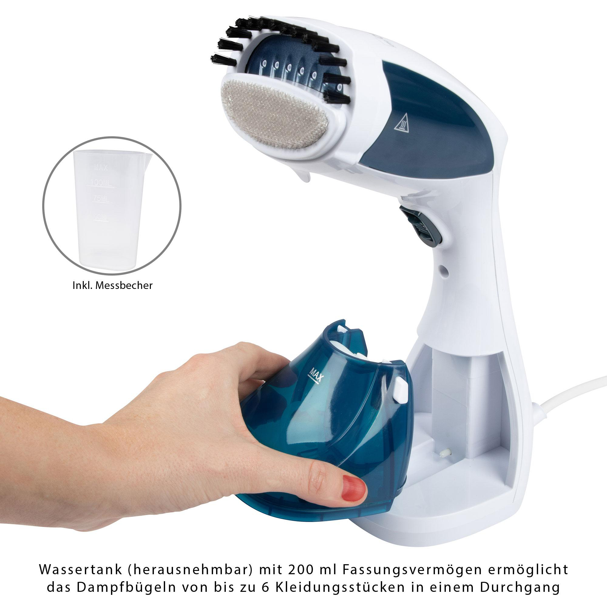 Handdampfer mit abnehmbarem Wassertank. Hand hält einen blauen Wassertank.