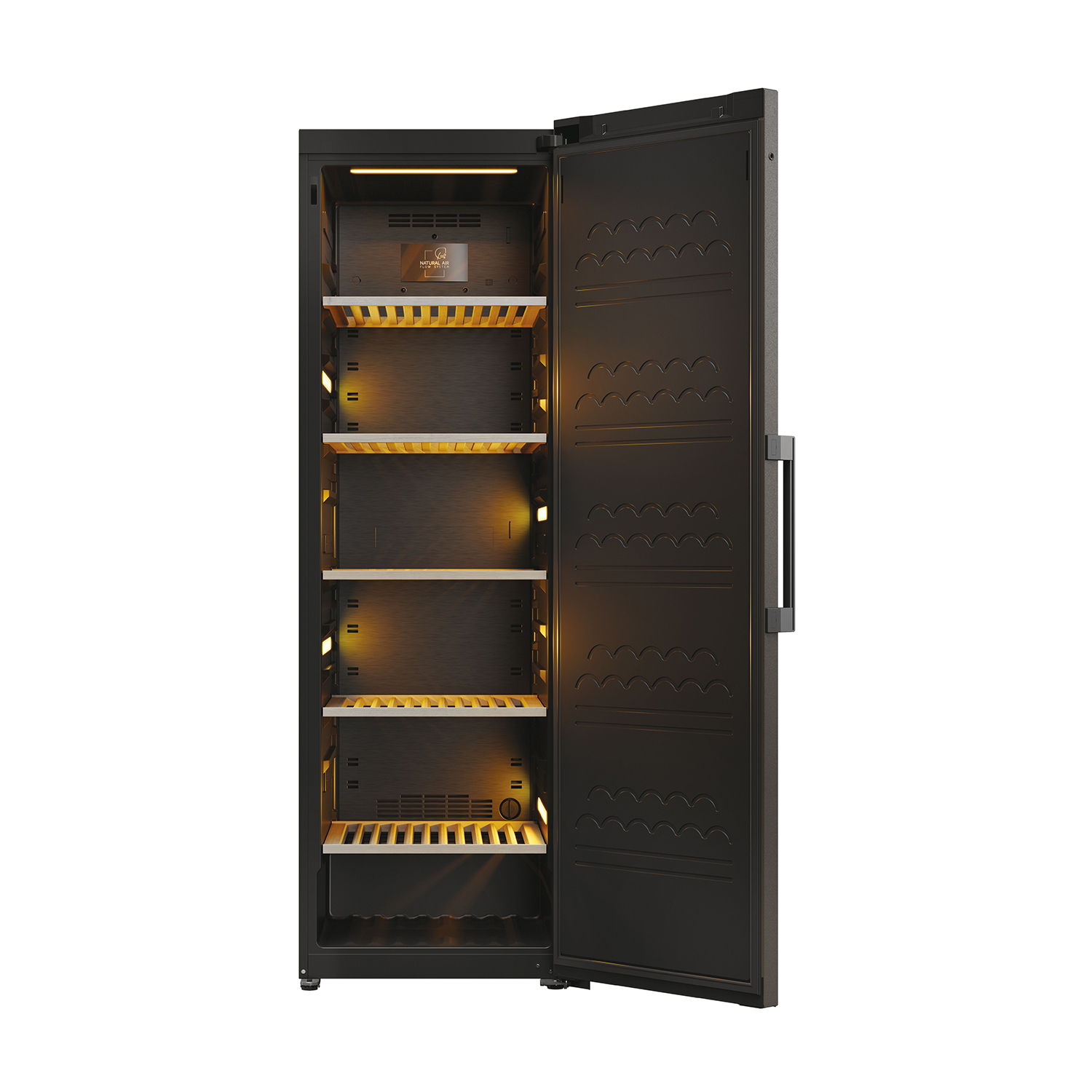 Una cantinetta nera con la porta aperta. All'interno ci sono ripiani con bottiglie e luci. La maniglia è visibile.