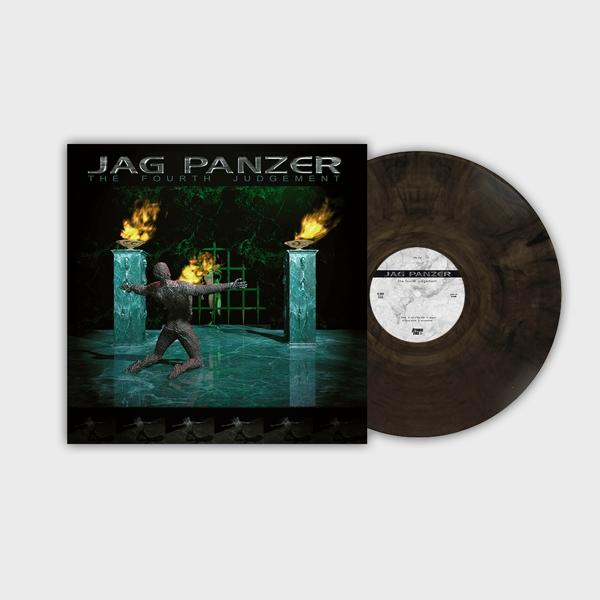 Jag Panzer albumborító: Egy alak lángok között. A háttér zöld a zenekar nevével és az album címével.