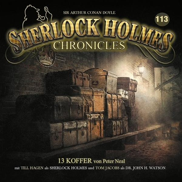 Sherlock Holmes Buchcover. Stapel von Koffern und eine Bank. Nebeliges, gedämpftes Licht.