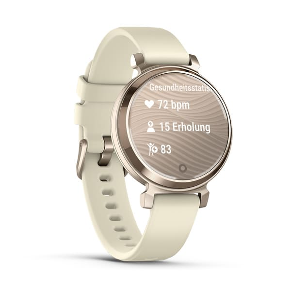 Smartwatch mit cremefarbenem Armband und rundem Zifferblatt, Gesundheitsdaten.