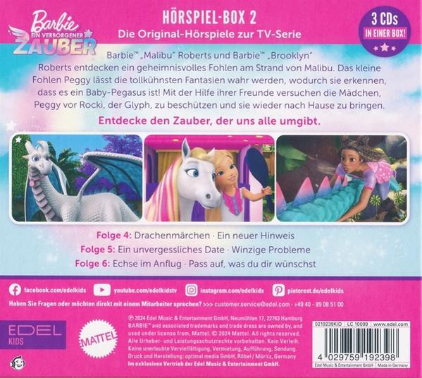 Barbie-Buchcover mit Zeichentrickfiguren auf weißem Hintergrund.
