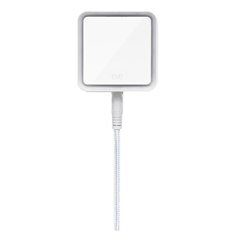 Ein weißes quadratisches Gerät mit Kabel, das nach unten verläuft, auf schwarzem Hintergrund.