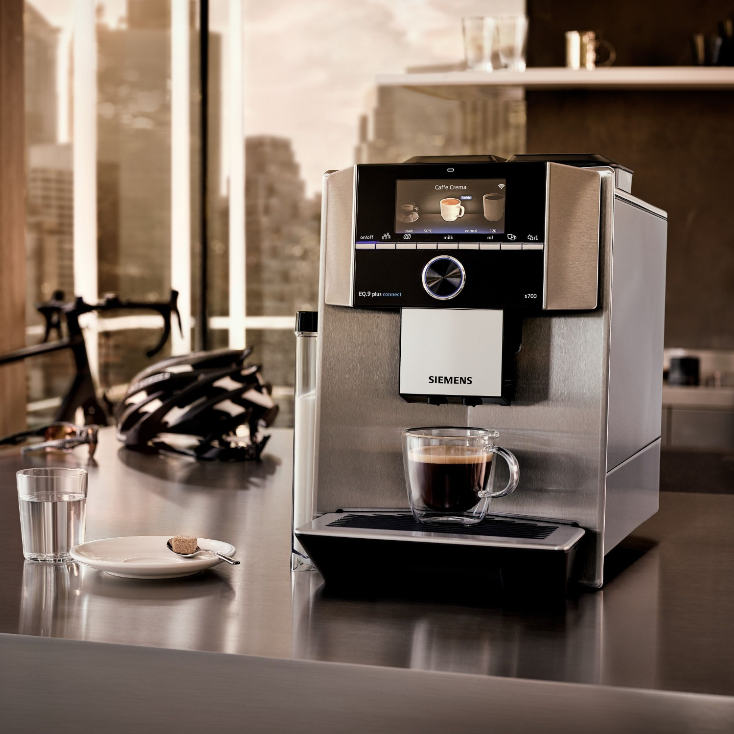 SIEMENS EQ.9 Plus s700 Connect TI9573X1RW - Volautomatische espressomachine - Maximaal aantal kopjes: 2 - Zilver