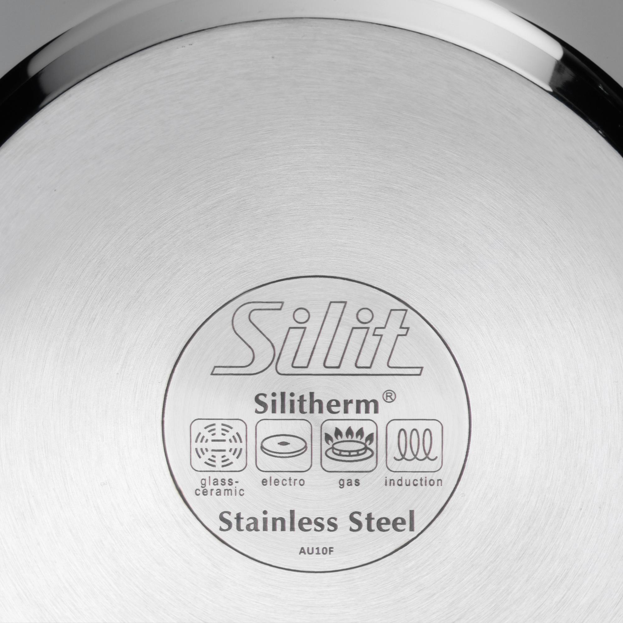 Nahaufnahme des Silitherm-Logos auf einem Edelstahl-Topfboden mit Symbolen für die Kochverträglichkeit.