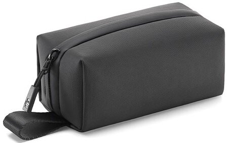 Czarna prostokątna torba podróżna z zamkiem błyskawicznym i paskiem.