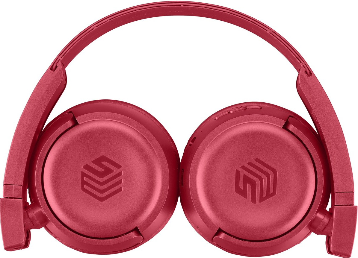 Un casque rouge avec un design pliable, montrant les écouteurs.