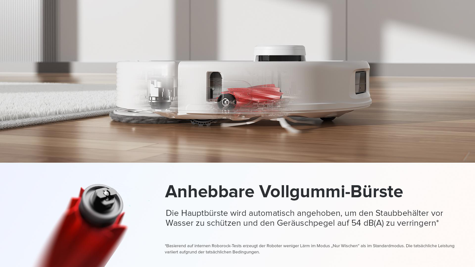 Ein Roboter-Staubsauger auf dem Boden. Die Bürste ist angehoben. Text auf Deutsch über die Bürste.