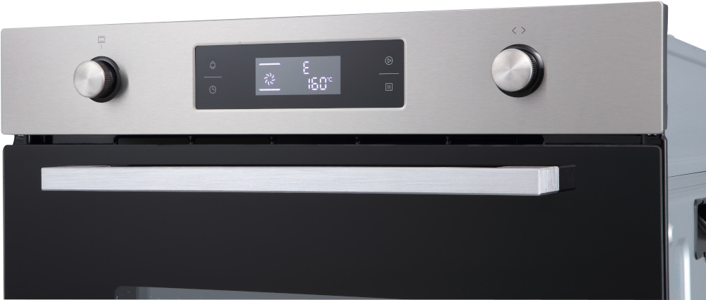 Close-up of oven panel with dials and display. Shows temperature at 160 degrees.